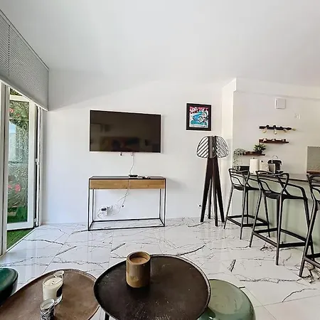 Апартаменты Moderne Appartement- Proche Croisette Et Martinez Канны