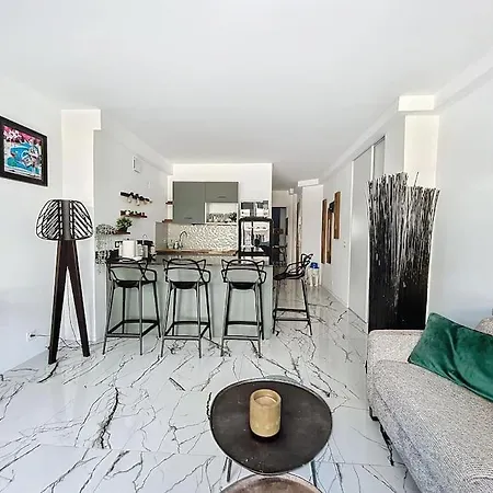 Moderne Appartement- Proche Croisette Et Martinez * Канны